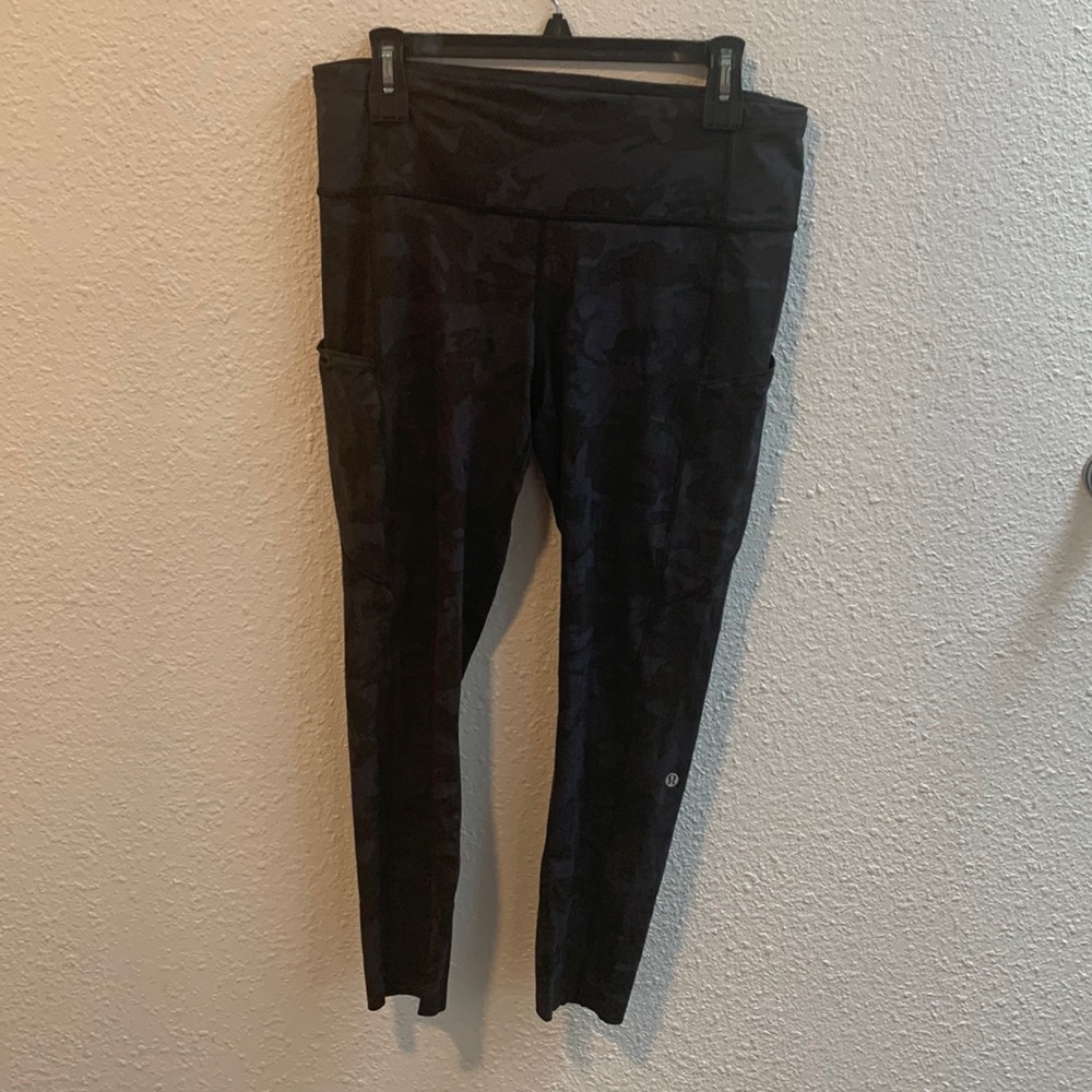 Lululemon fast and free high rise legging.